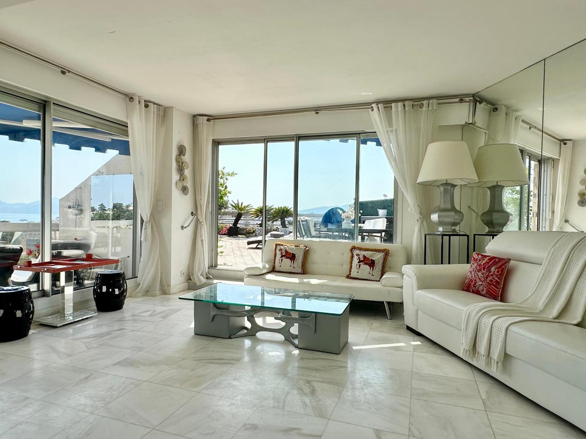 Cannes Croisette Sea & Sky Exterior photo